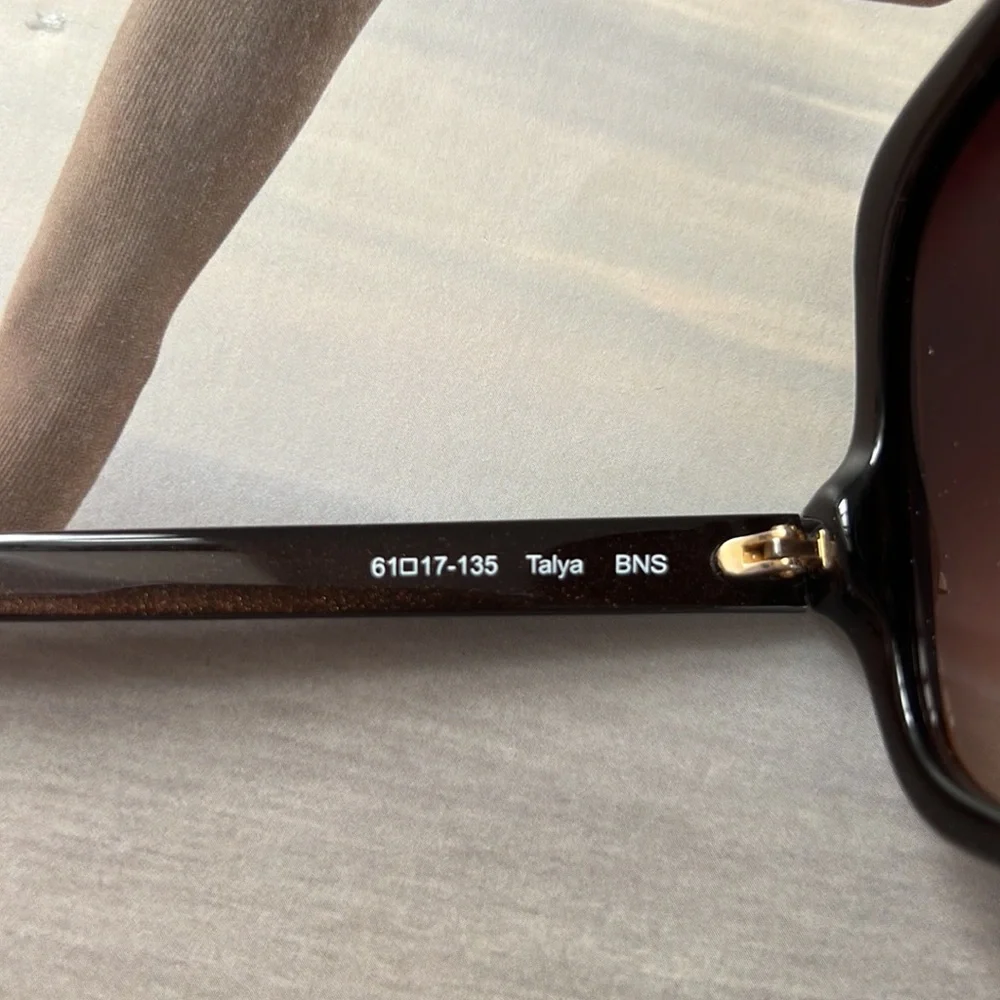 Oliver Peoples unisex sunglasses